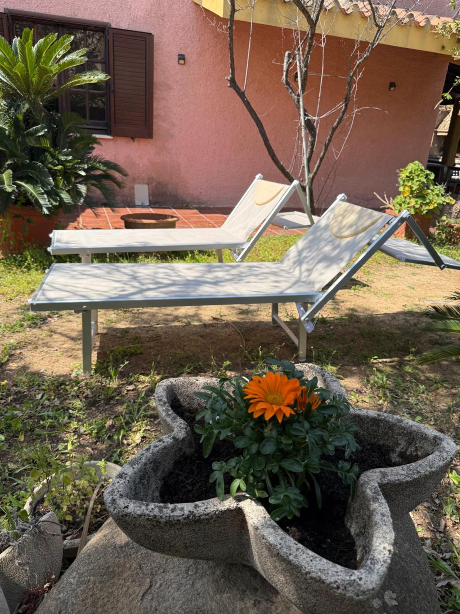 Lovely Home 5 Min Walk To The Beach, 3 Bedrooms Ample Outdoor Relax And Wifi กาปิตานา ภายนอก รูปภาพ