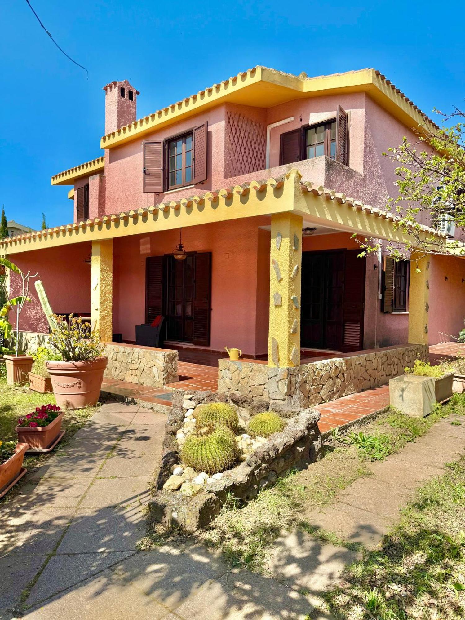 Lovely Home 5 Min Walk To The Beach, 3 Bedrooms Ample Outdoor Relax And Wifi กาปิตานา ภายนอก รูปภาพ